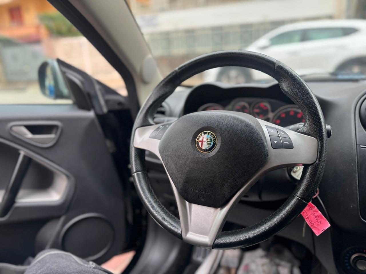 Alfa Romeo MiTo 1.4 T 120 CV GPL Distinctive