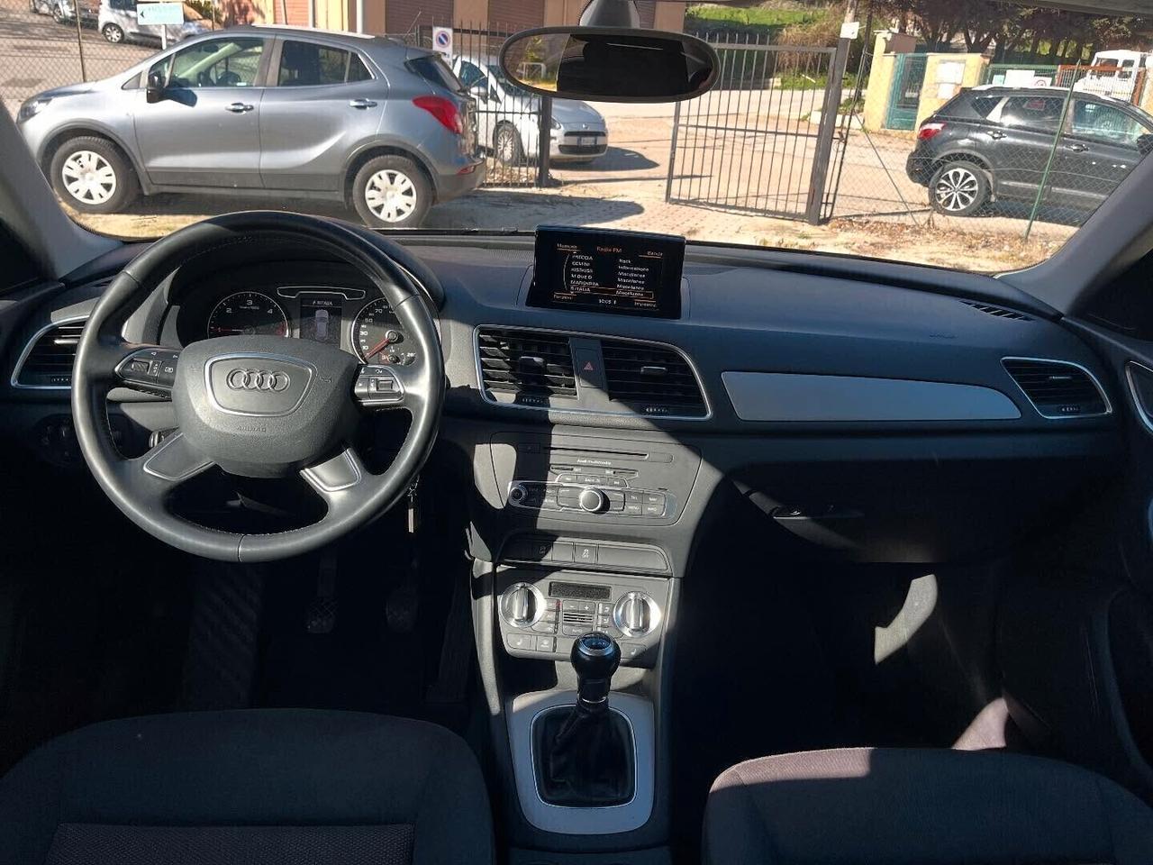 AUDI Q3 2.0 TDI S-LINE - 2015