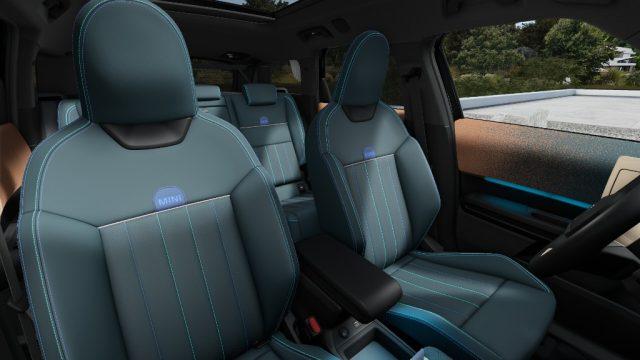 MINI Cooper SE Countryman ALL4 Favoured - Pack L