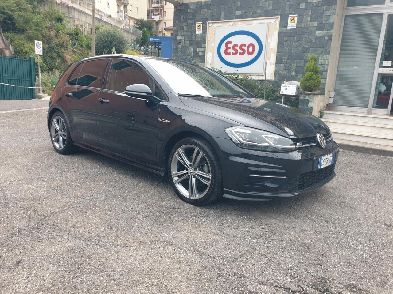 Volkswagen Golf 2.0 TDI DSG 5p. R LINE