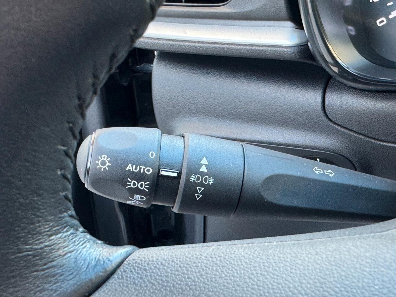 CITROEN C3 1.2 PURETECH S&S SHINE 110CV FULL OPTIONAL