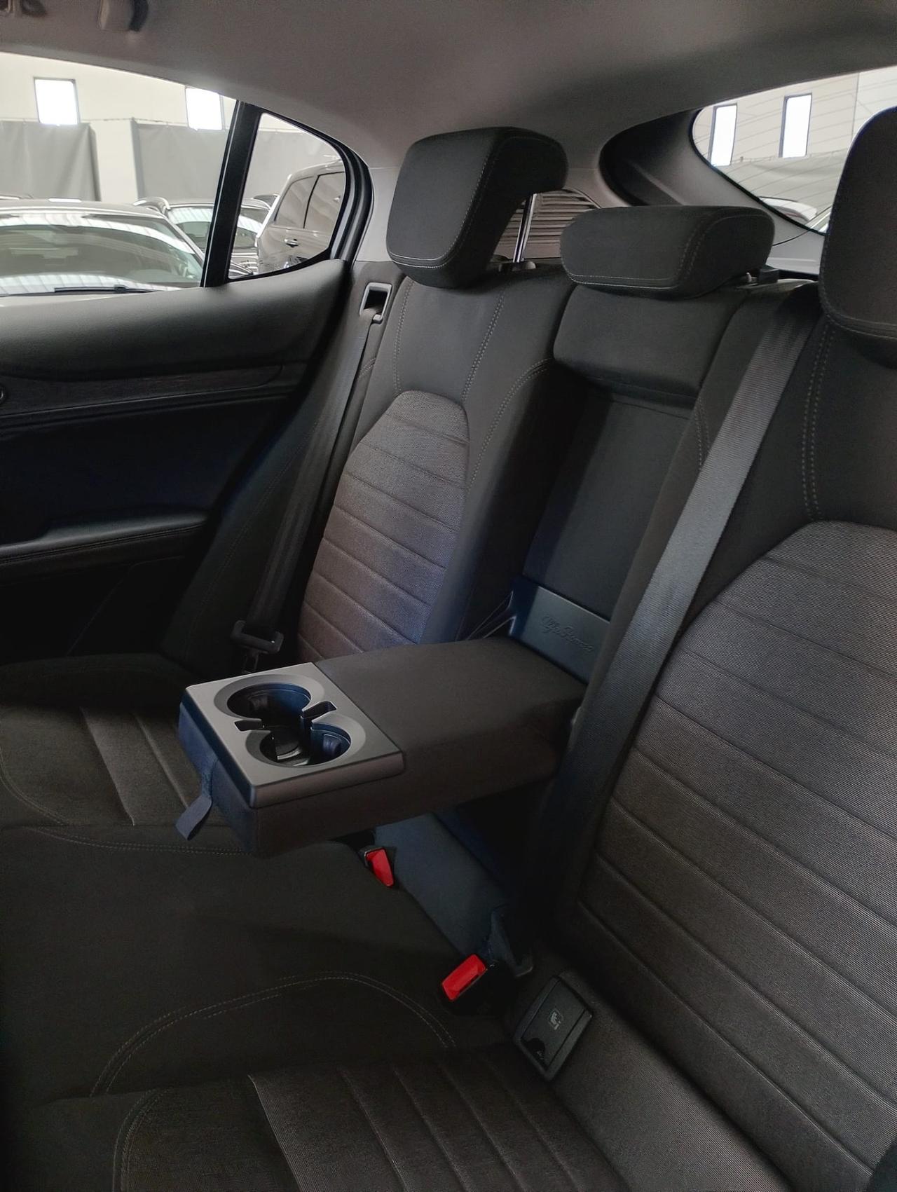 Alfa Romeo Stelvio 2.2 Turbodiesel 190 CV AT8 Q4 Super