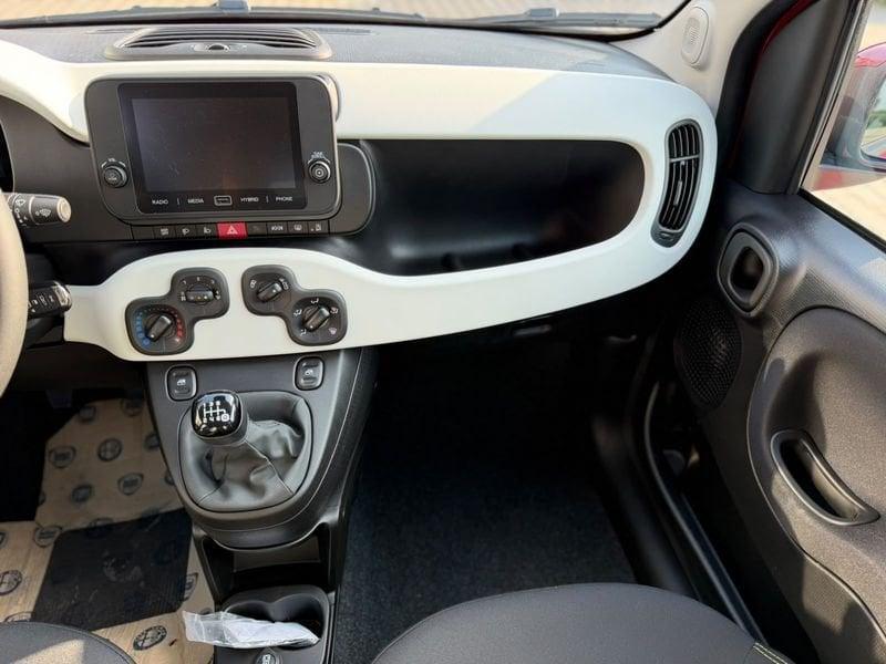 FIAT Panda Cross Panda 1.0 firefly hybrid Cross s&s 70cv 5p.ti - KM0 varie disponibilità