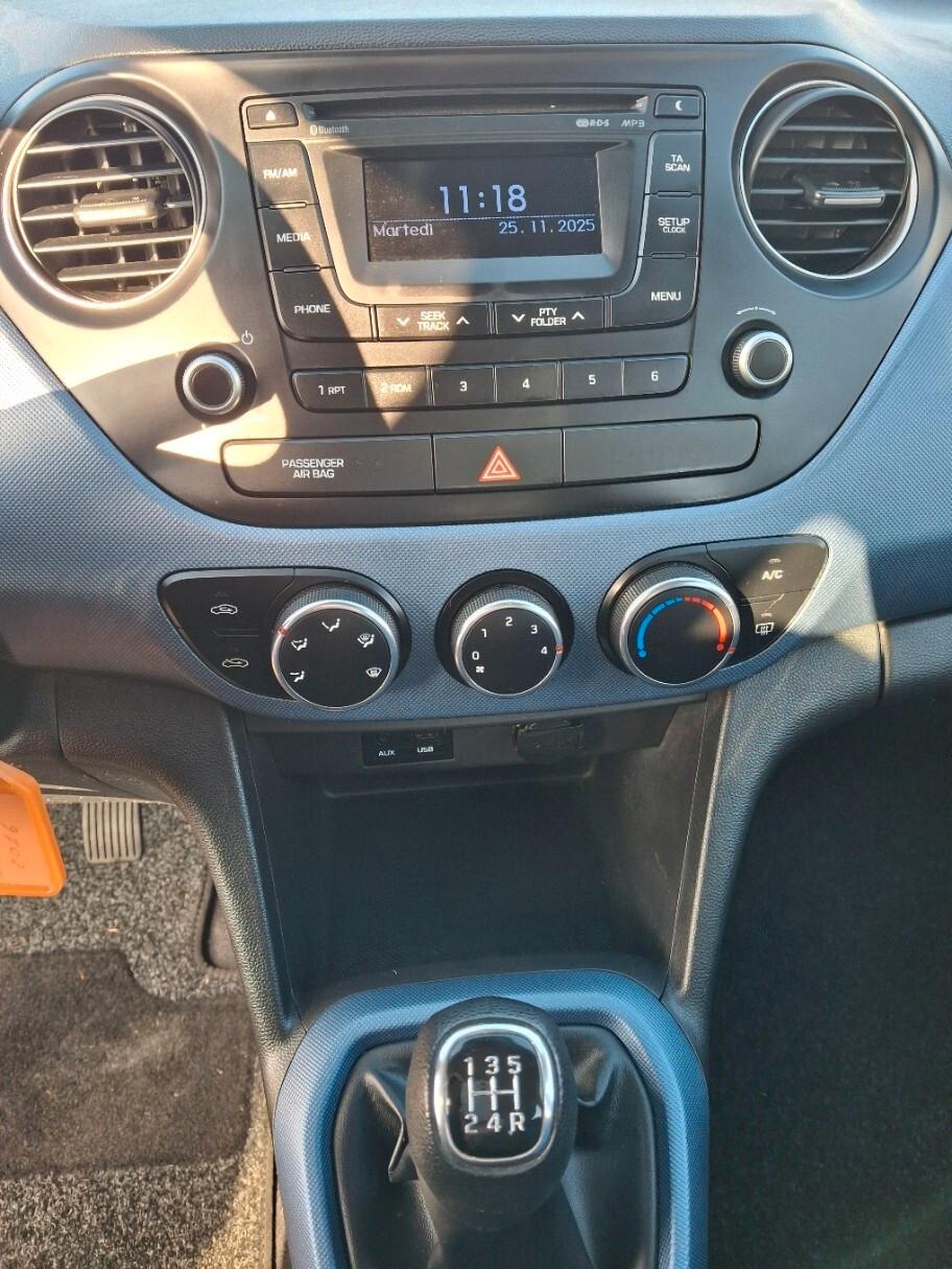 Hyundai i10 1.0 MPI Sound Edition