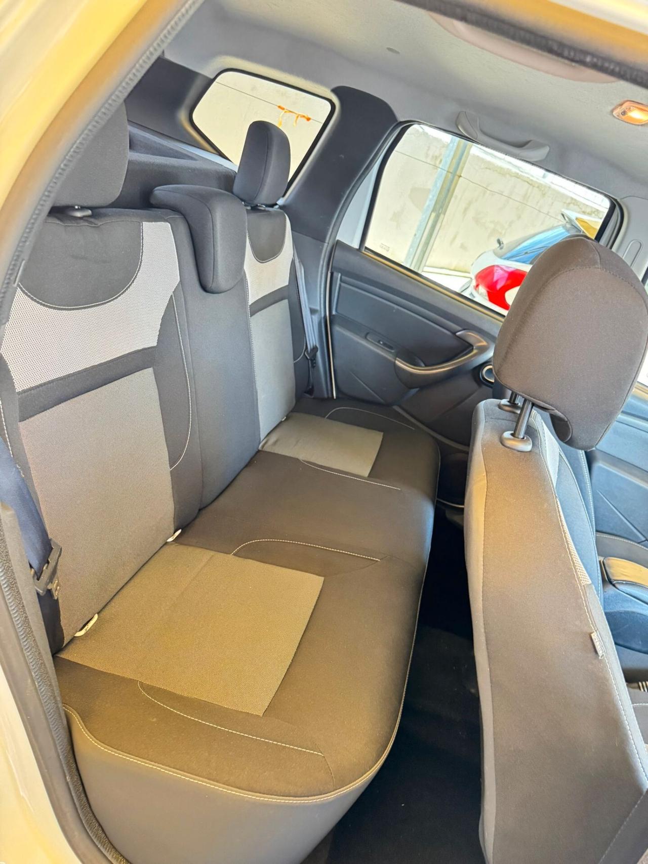 Dacia Duster 1.5 dCi 110 CV S&S 4x4 Serie Speciale Brave Gancio Traino Omologato Dacia