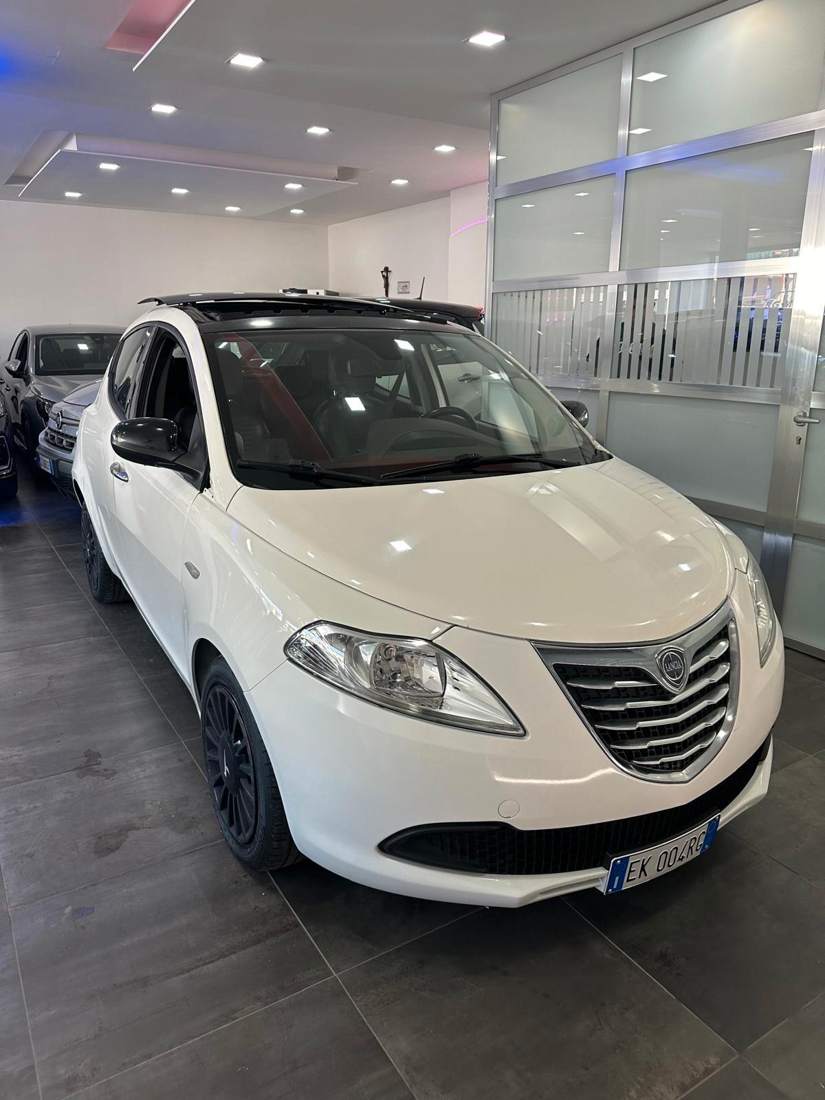 Lancia Ypsilon 1.3 MJT 16V 95 CV 5 porte S&S Gold