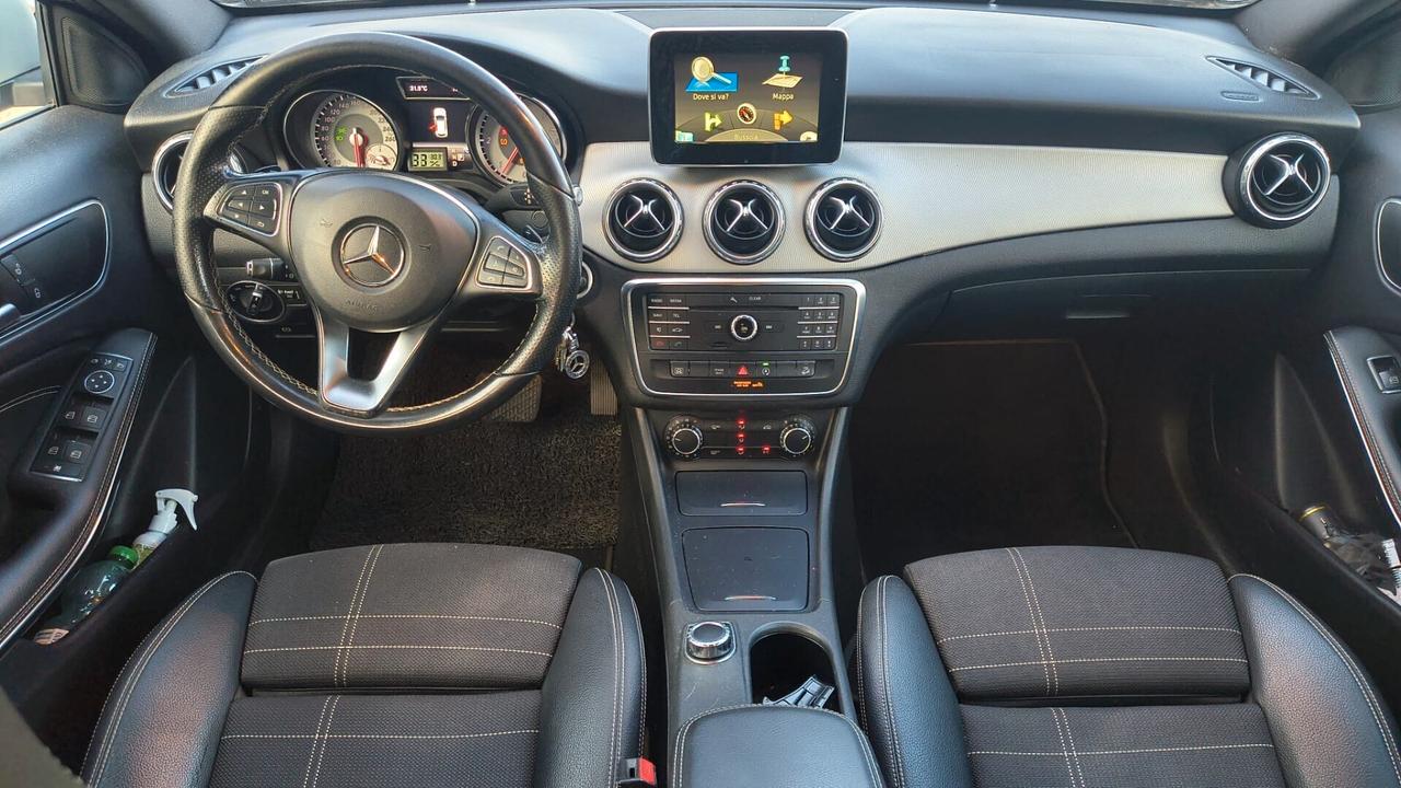 Mercedes-benz GLA 200 d Automatic 4Matic Business
