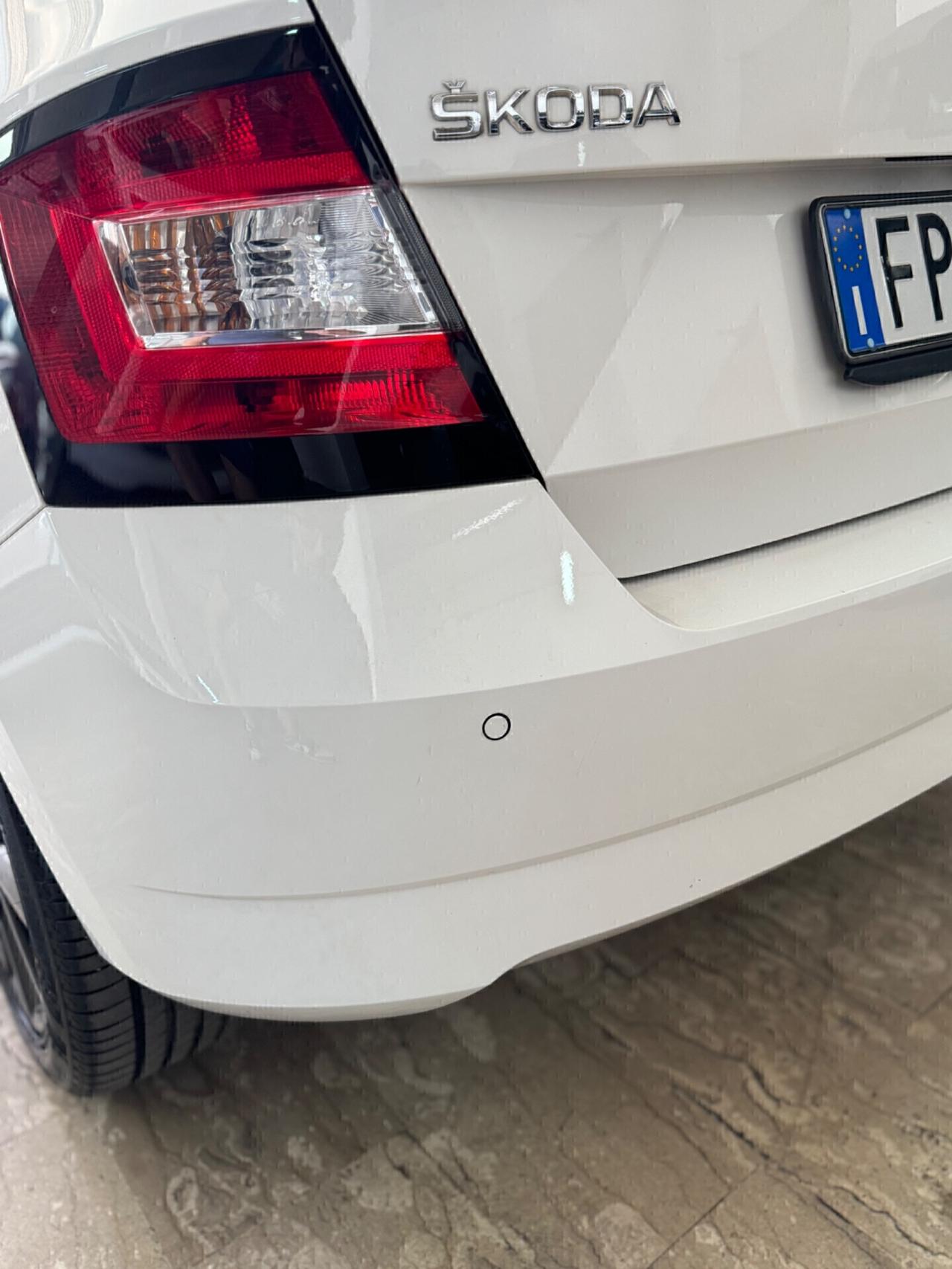 Skoda Fabia 2018 1.0MPI 70cv GPL