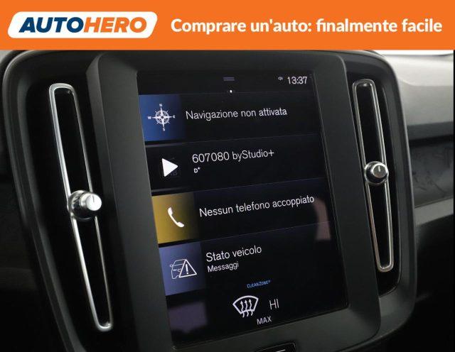 VOLVO XC40 T2 Geartronic Momentum Core