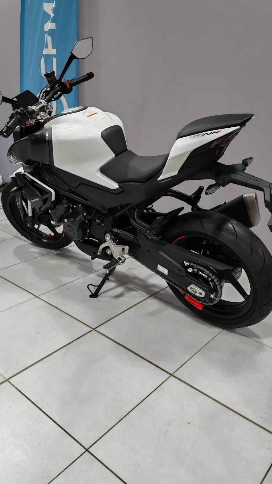 Cf Moto 450NK