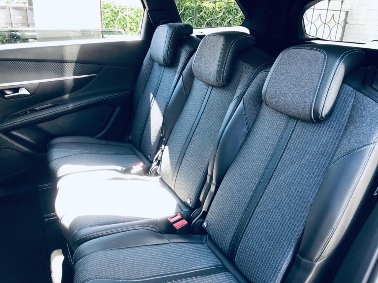 Peugeot 5008 BlueHDi 130 EAT8 Allure N1 AUTOCARRO