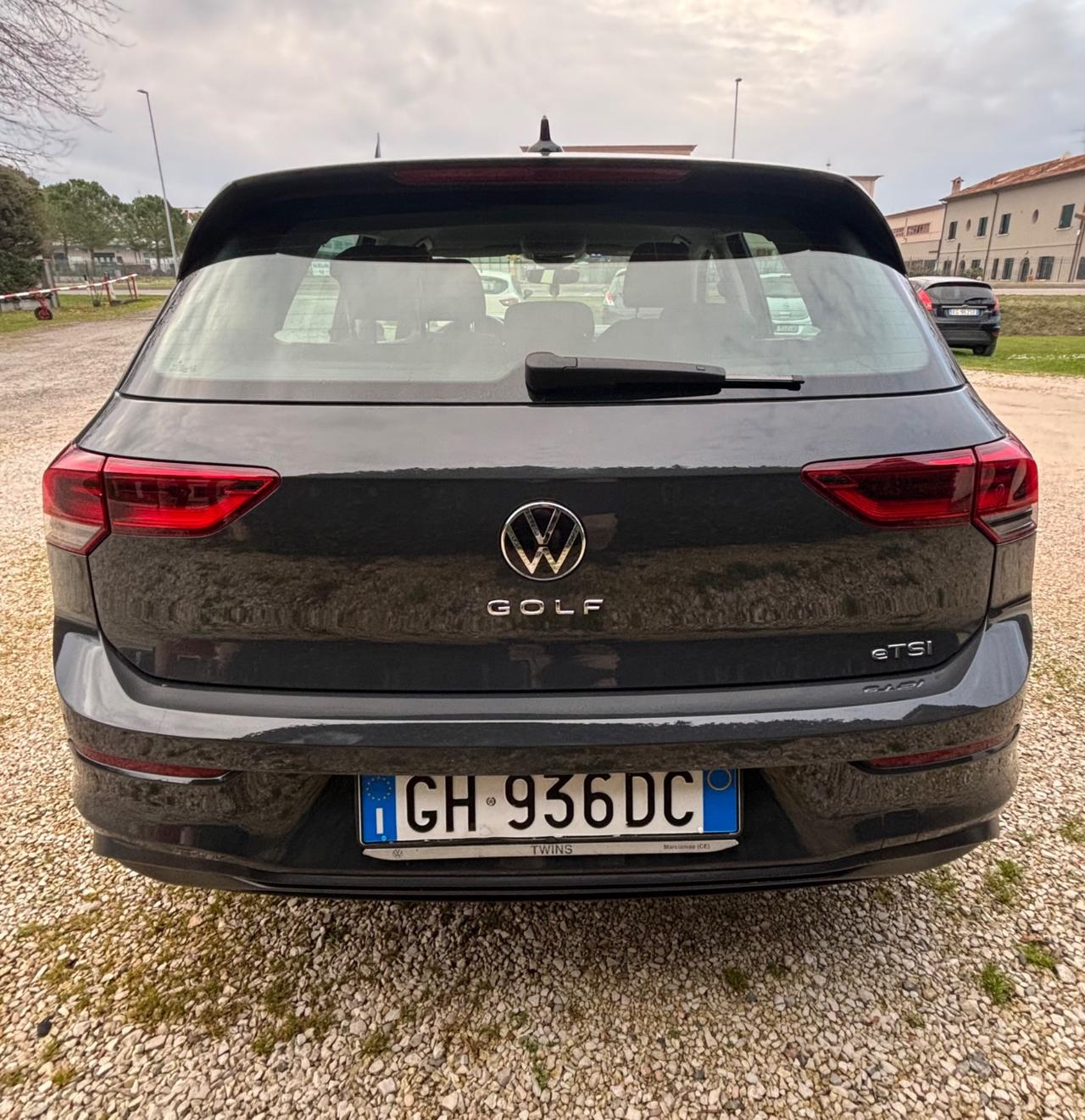 Volkswagen Golf 1.0 eTSI EVO DSG Life