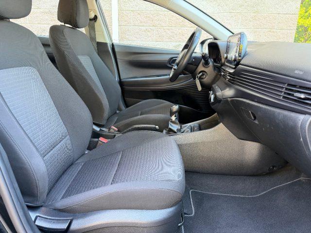 HYUNDAI i20 1.2 84CV MPI SENSORI PARCHEGGIO REETROCAMERA