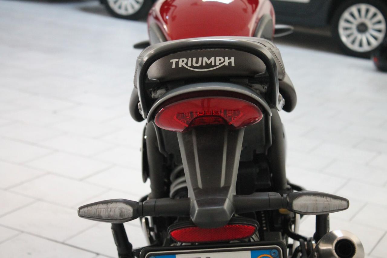 Triumph Scrambler 400 x