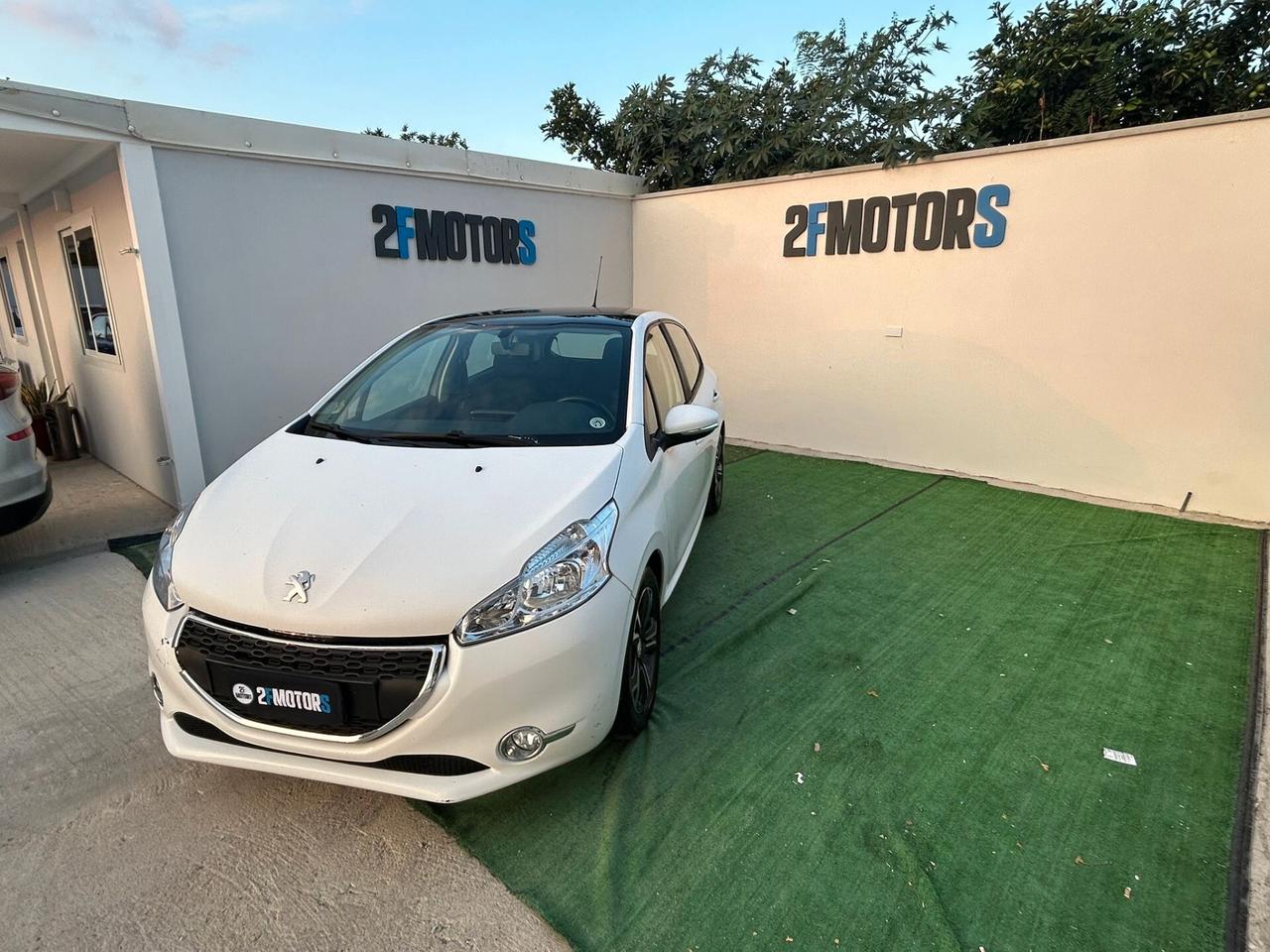 Peugeot 208 1.4 HDi 68 CV 5 porte Allure
