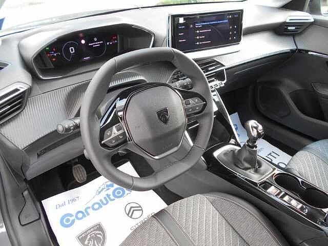 Peugeot 208 100 Allure NAV Fin 9Perfet