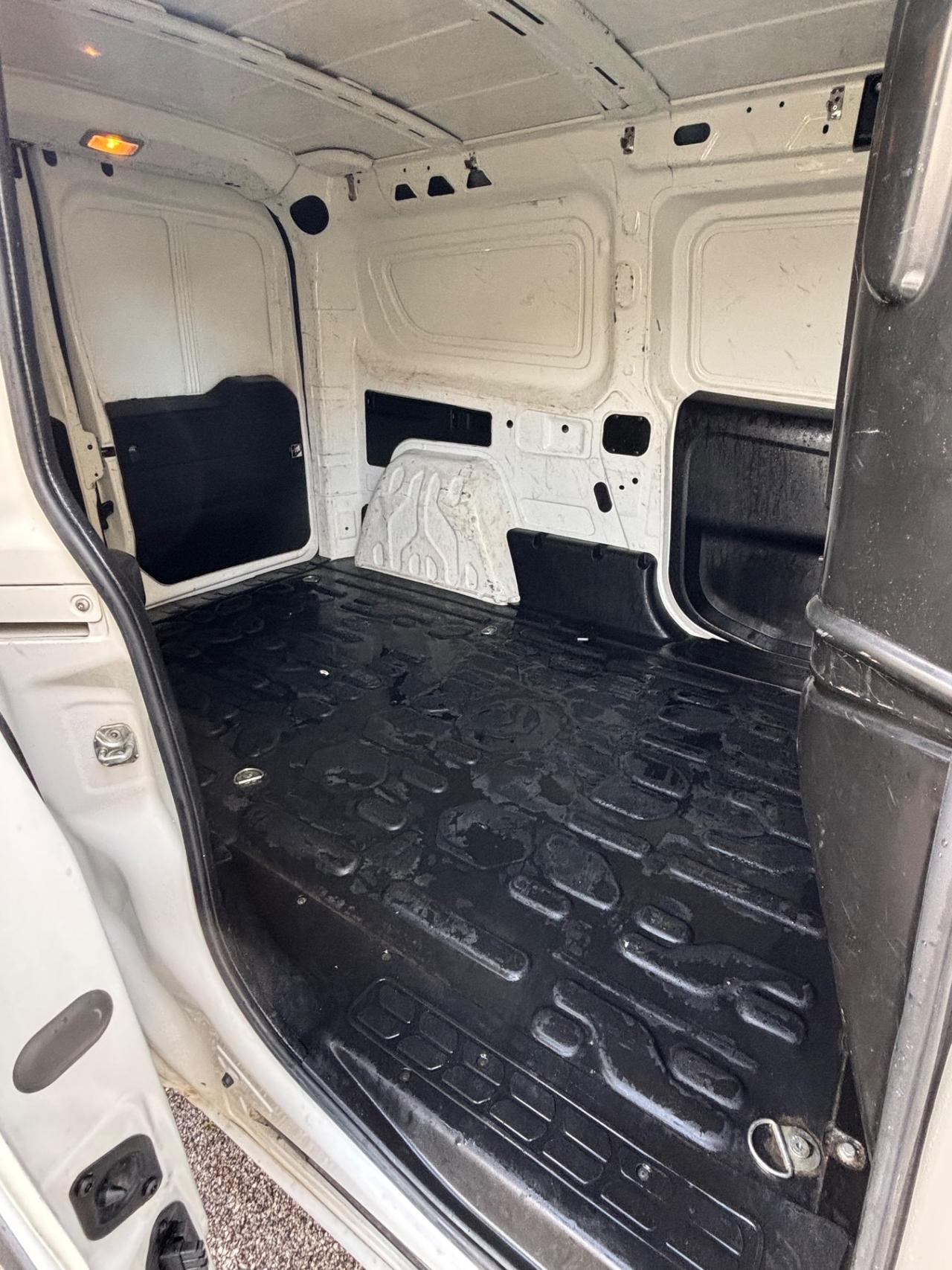 Fiat Doblo Doblò 1.4 T-Jet Natural Power PL-TN Cargo Maxi Lamierato