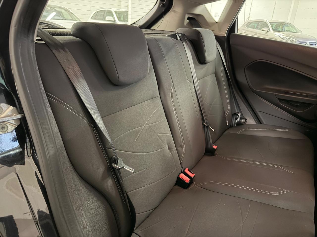 Ford Fiesta 1.5 TDCi 75CV 5 porte Titanium