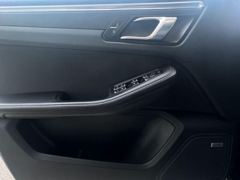 Porsche Macan 2.0 245cv