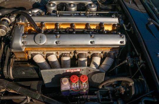 Jaguar E-Type 1 ° Serie 3.8 TARGA ORO 2025