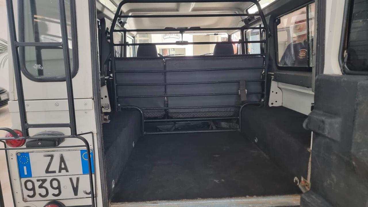 Land Rover Defender 110 2.5 Td5 cat Station Wagon S