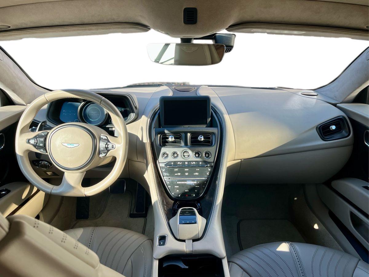 ASTON MARTIN DB11 Coupe 5.2 V12 Launch Edition auto