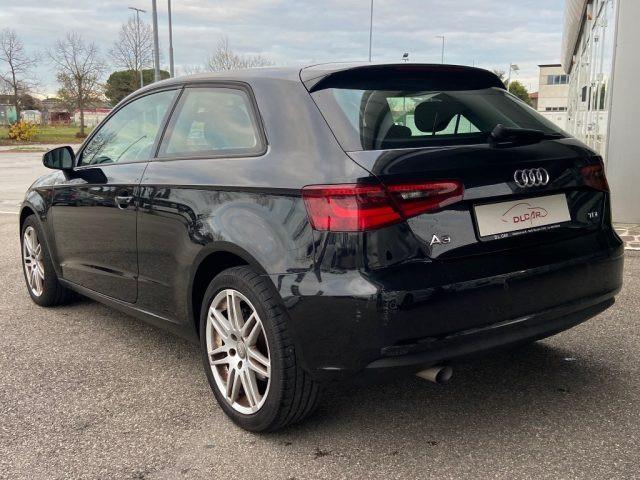 AUDI A3 1.6 TDI 3P. Attraction