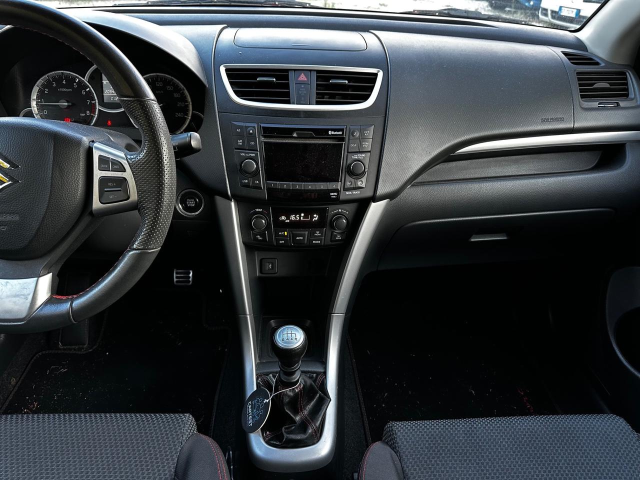 Suzuki Swift 1.6 VVT 3 porte Sport