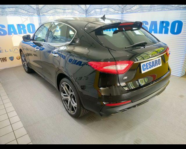 MASERATI Levante 3.0 V6 Gransport 275cv auto
