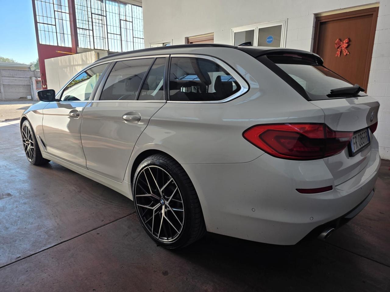Bmw 520D xDrive Touring MSport gancio traino