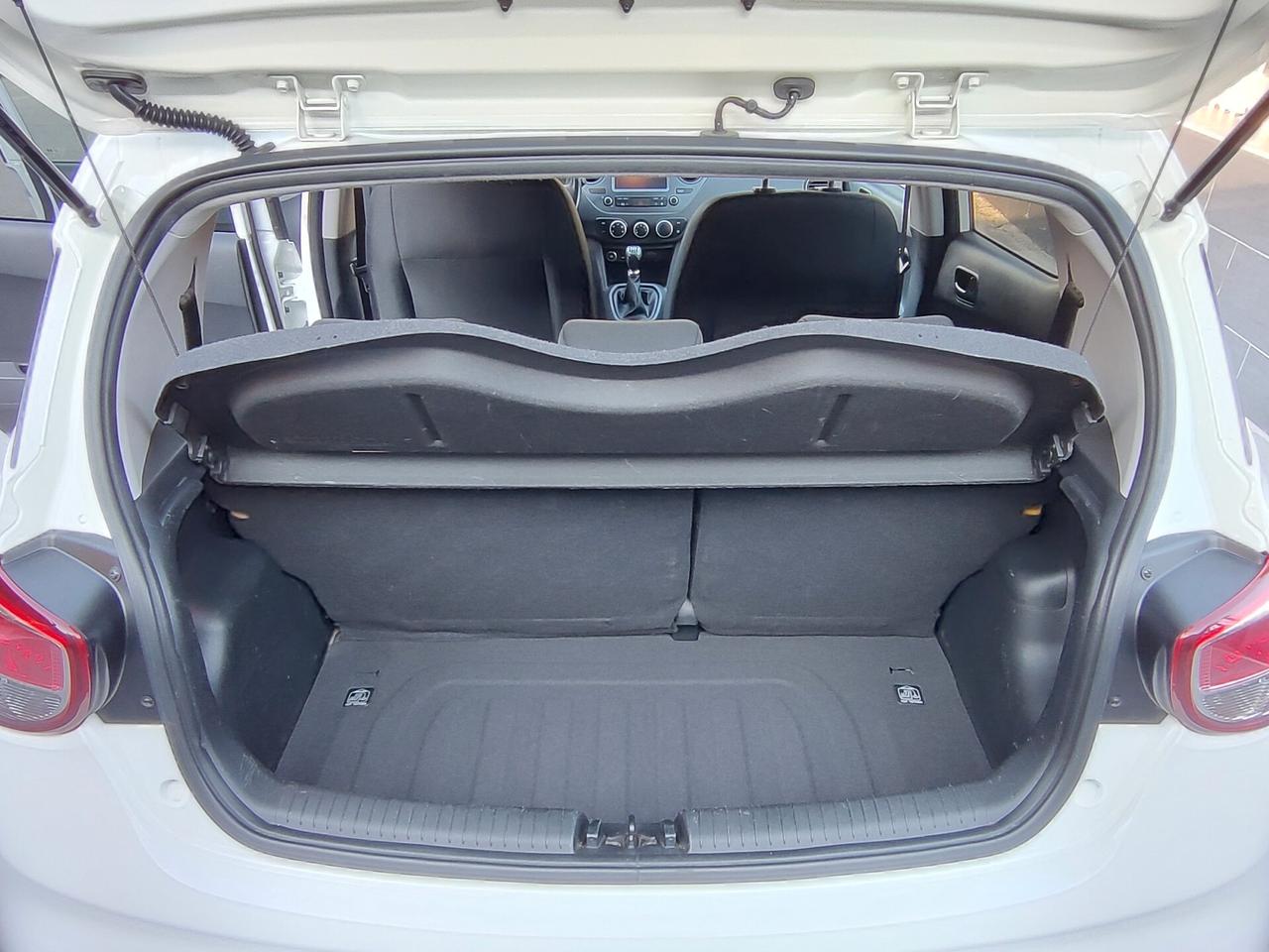 Hyundai i10 1.0 BENZINA E GPL DI SERIE Connectline