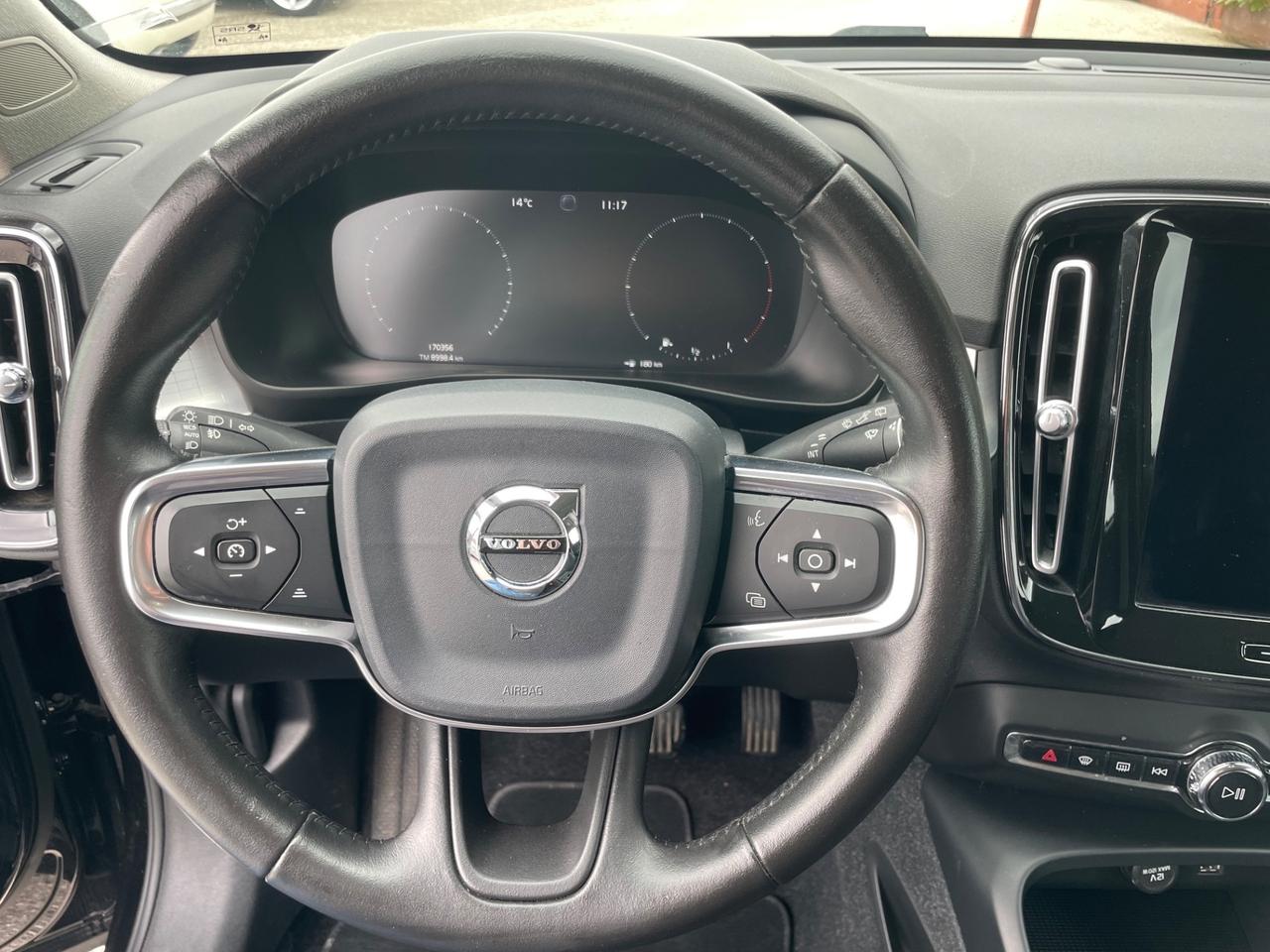Volvo XC40 D4 AWD Geartronic Business Plus