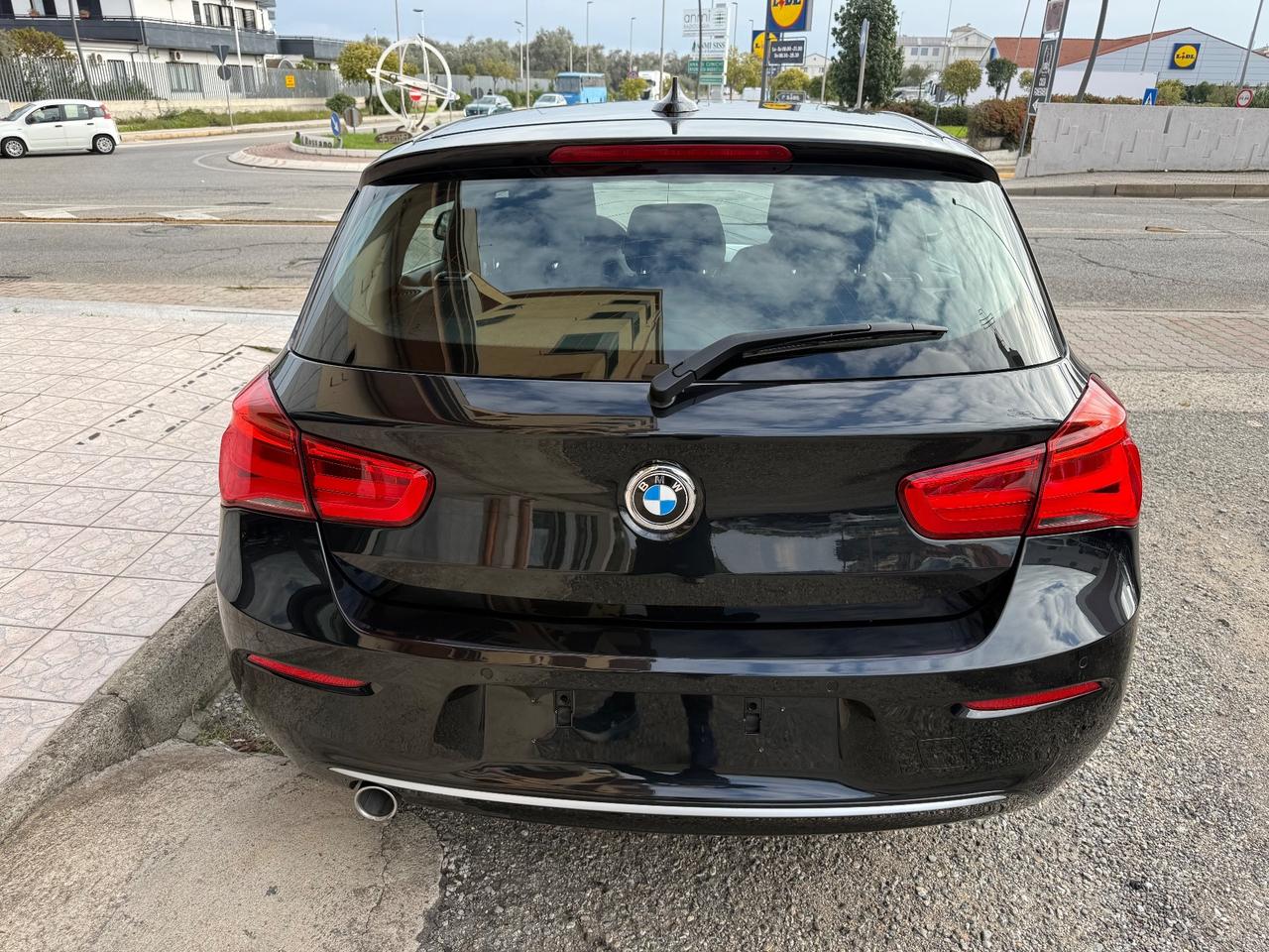 Bmw 116 116d 5p. Sport