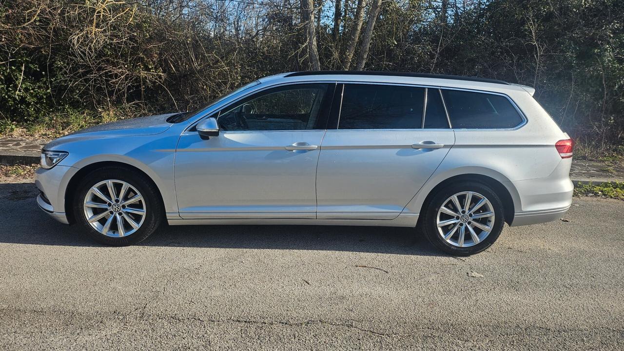 Volkswagen Passat Variant 1.6 TDI SCR DSG Business BMT