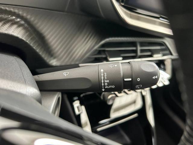 PEUGEOT 2008 PureTech 100 S&S Allure VISION PACK & DRIVE ASSIST
