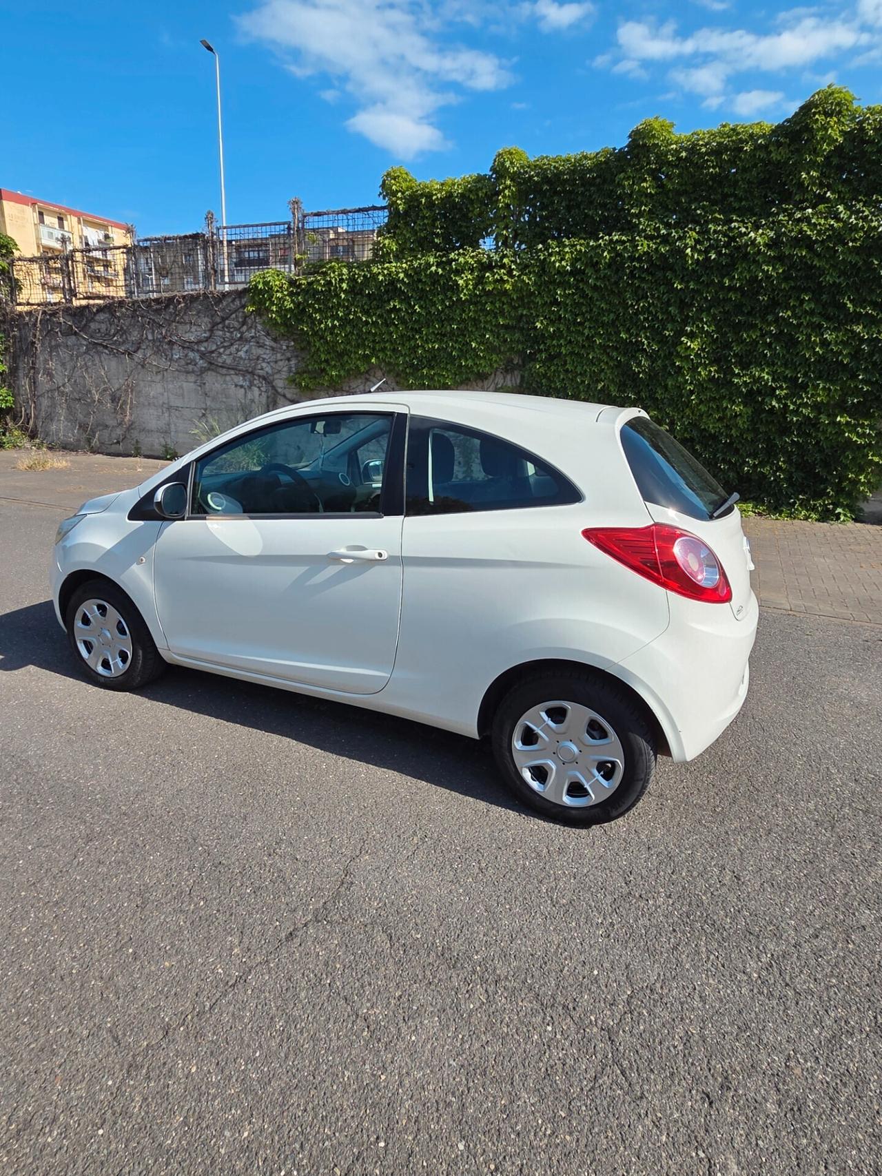 Ford Ka Ka+ 1.2 8V 69CV Titanium