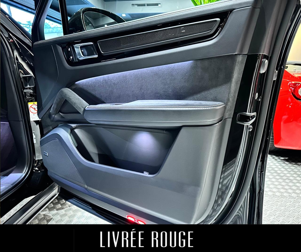 Porsche Cayenne Coupé 4.0 Turbo GT 640CV