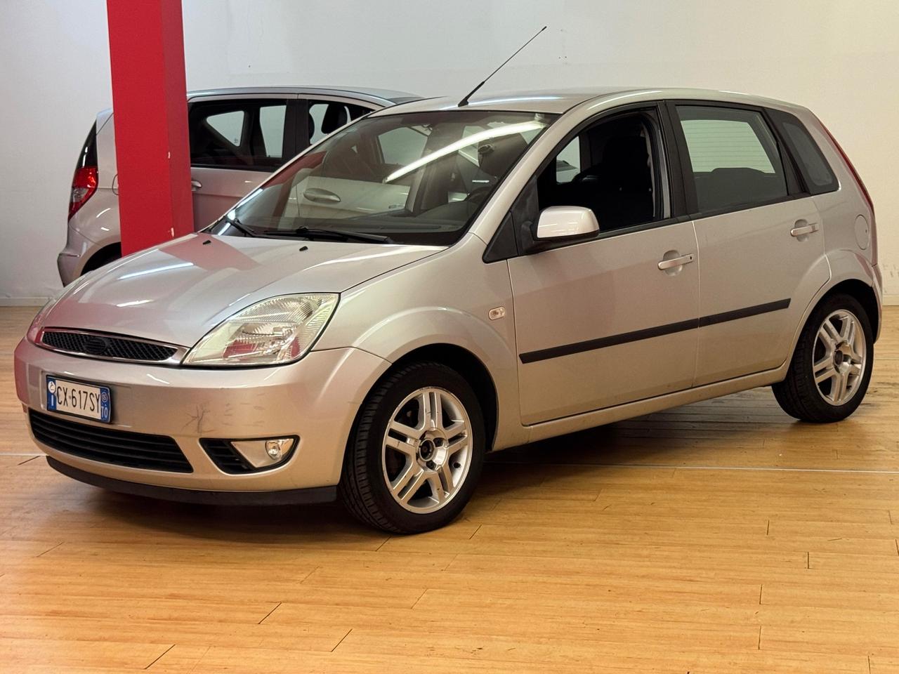 Ford Fiesta 1.6 TDCi 5p. Ghia