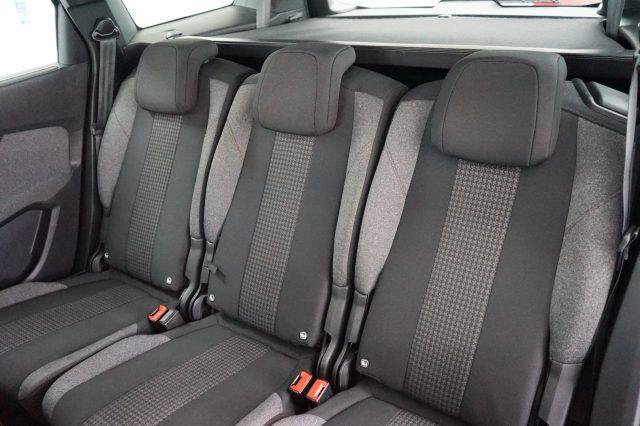 PEUGEOT 5008 BlueHDi 130 S&S EAT8 Active Business 7 POSTI