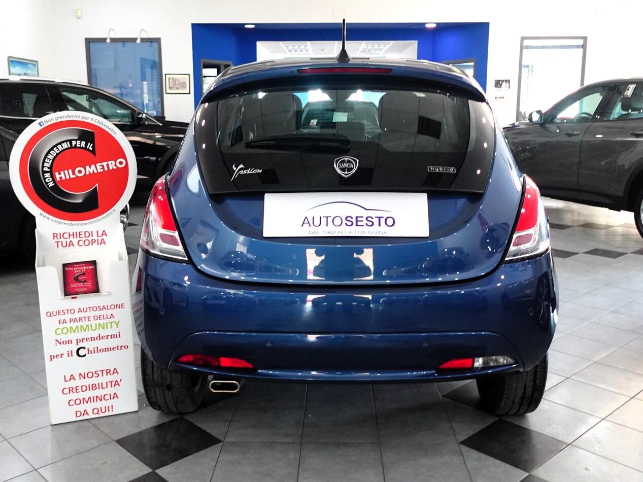 Lancia Ypsilon III 1.0 FIREFLY HYBRID 70 CV GOLD