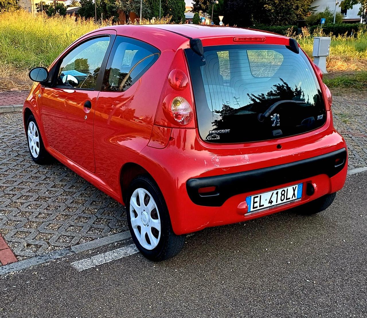 Peugeot 107 1.0 68CV 3p. Active anno 2012