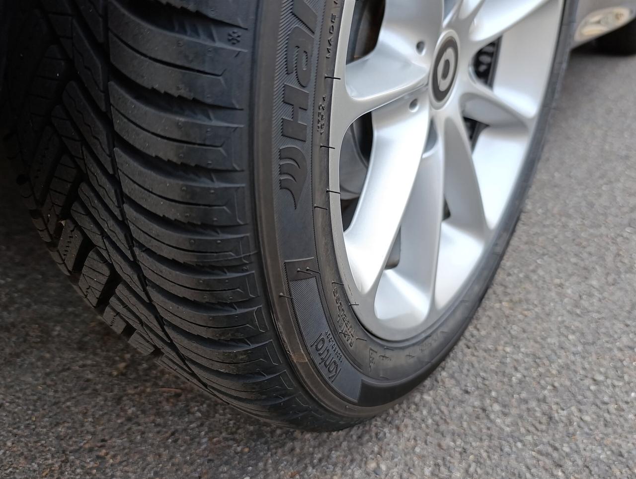 Smart ForTwo 1.0 71cv MHD cabrio passion FL Capote rossa