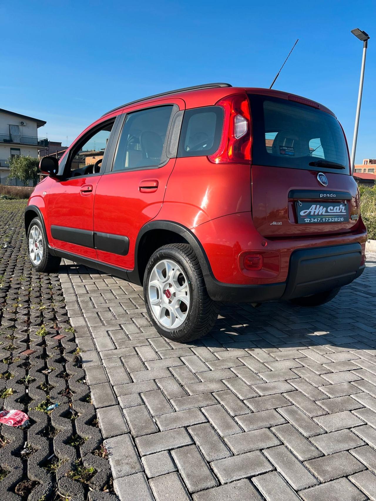 Fiat Panda 900 METANO TREKKING FULL 2014