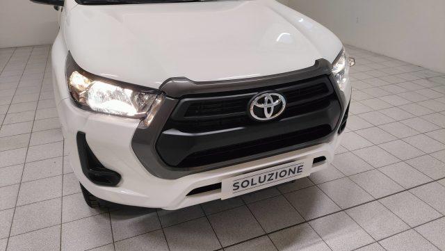 TOYOTA Hilux 2.4 D-4D 4WD Extra Cab PRONTA CONSEGNA KM 0