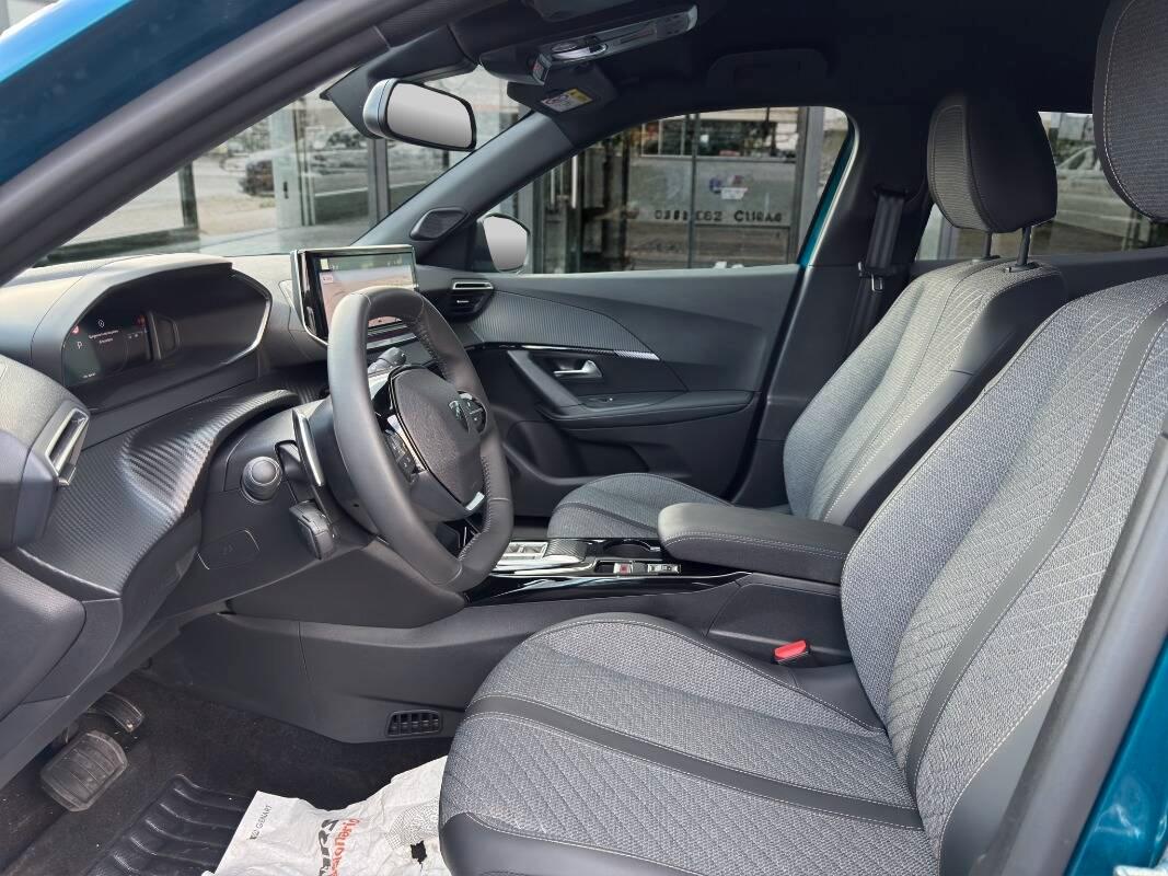 Peugeot 2008 1.2 hybrid Allure 136cv e-dcs6 TELECAMERA A 360°