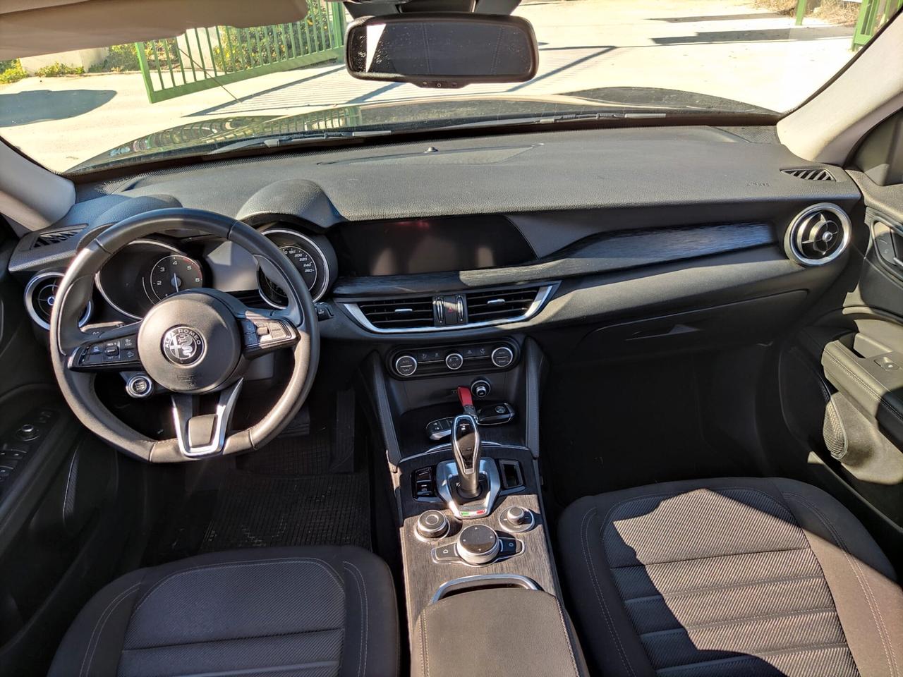 Alfa Romeo Stelvio 2.2 Turbodiesel 190 CV AT8 RWD Business