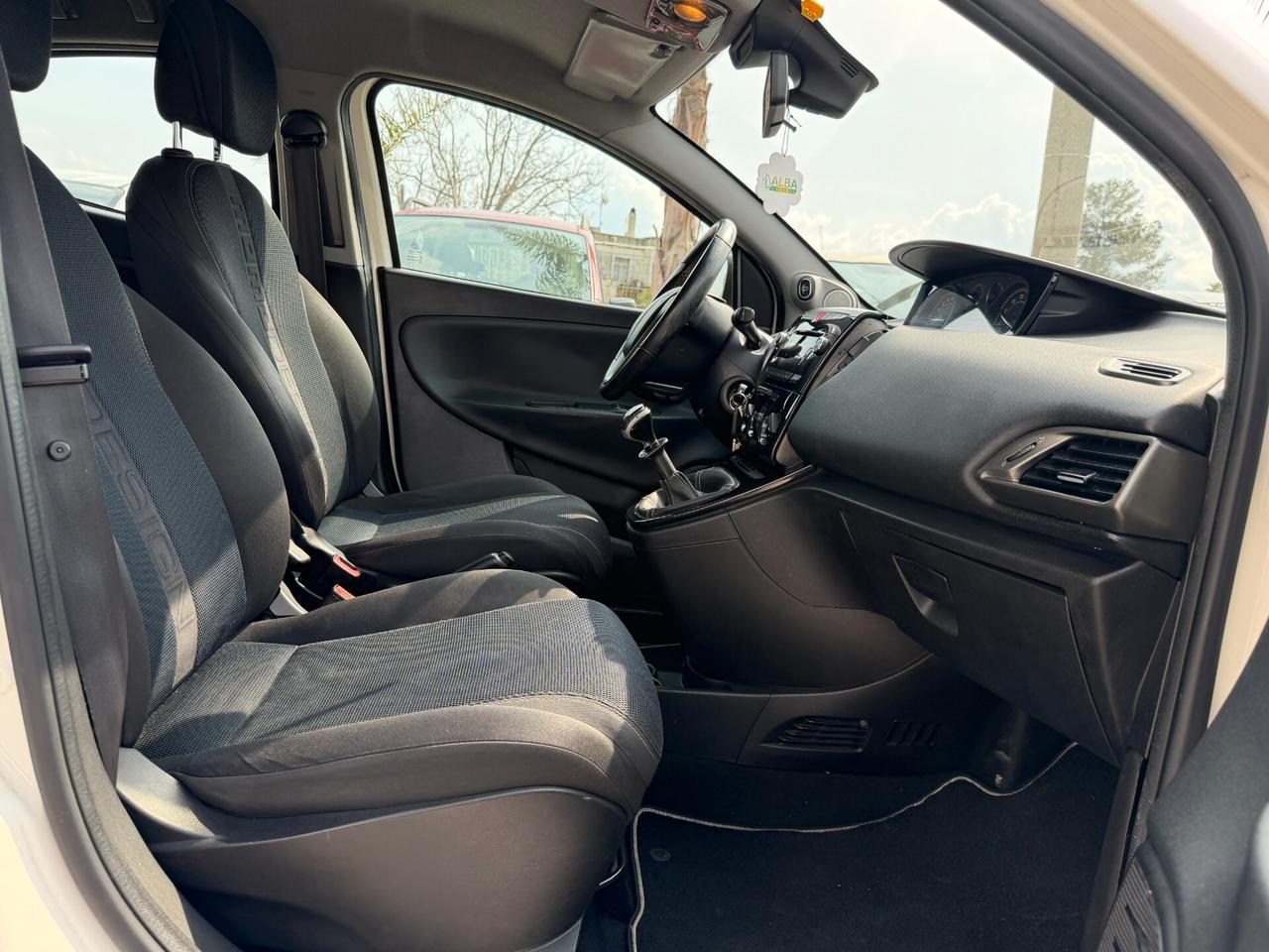 LANCIA YPSILON S MOMODESIGN 2014 1.2 BENZINA 69 CV