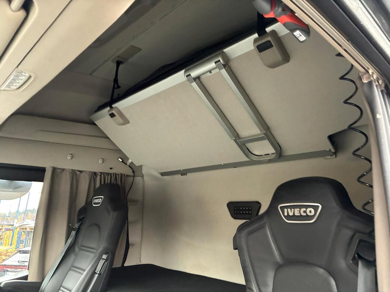 Iveco S Way 570 2023