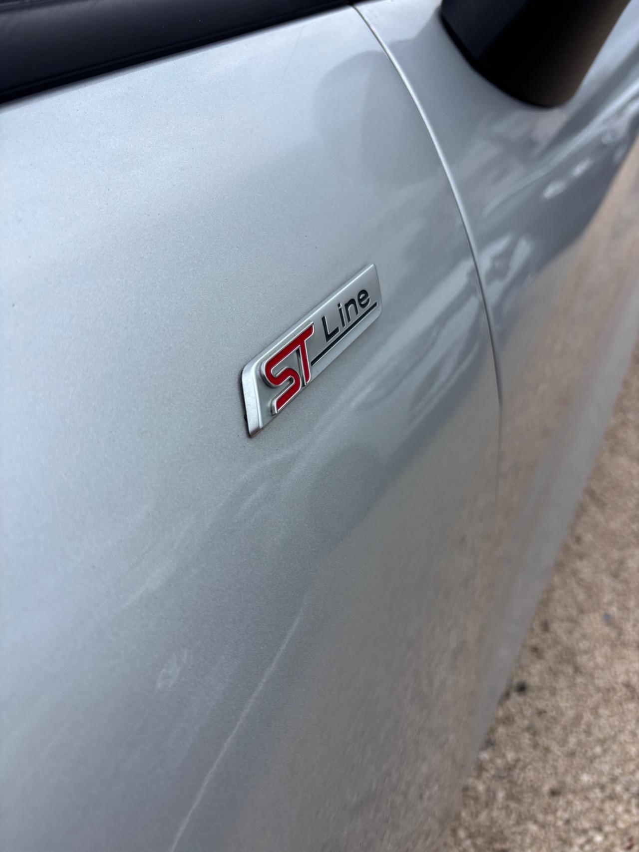 FORD FIESTA 1.5 TDCI ST-LINE STUPENDA