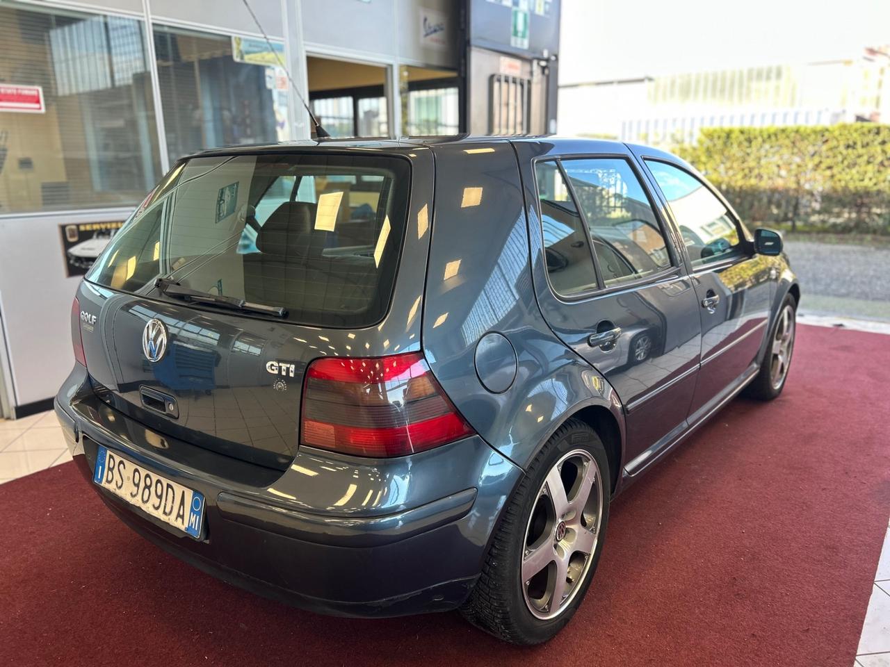 Volkswagen Golf 1.8 turbo 20V cat 5p. GTI